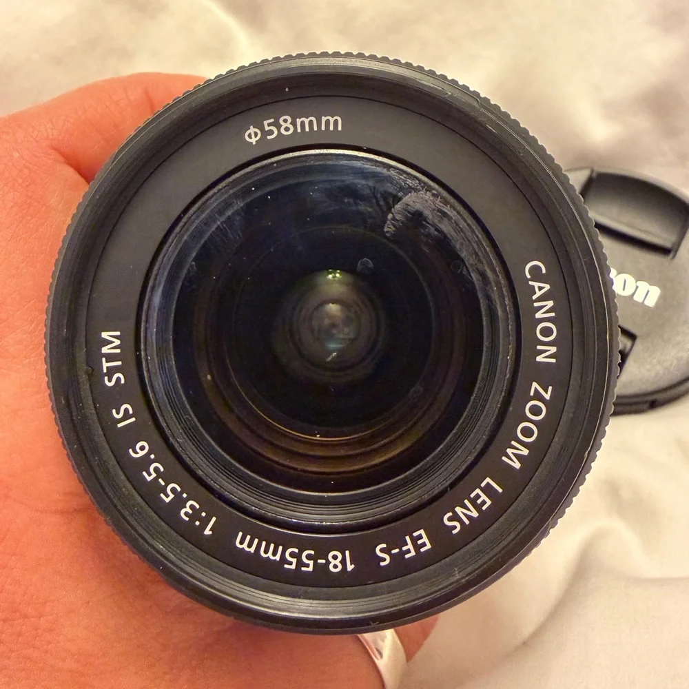 Canon Black EFS 18-55mm Lens